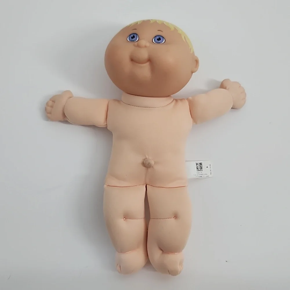 Vintage 1992 CABBAGE Patch Kid Small Baby Blond Hair Caucasian